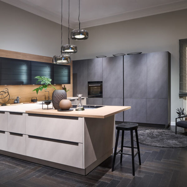 AV 2010 light cement AV 2010 GL dark cement 1 600x600