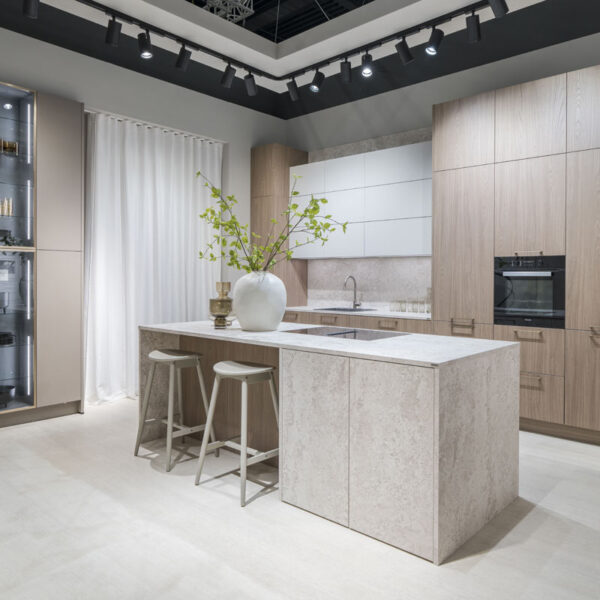 AV 3050 beige granite AV 2020 brown luxor 600x600