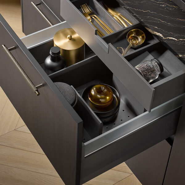 Innenorga Besteckeinsatz Esche Quadratisch 600x600