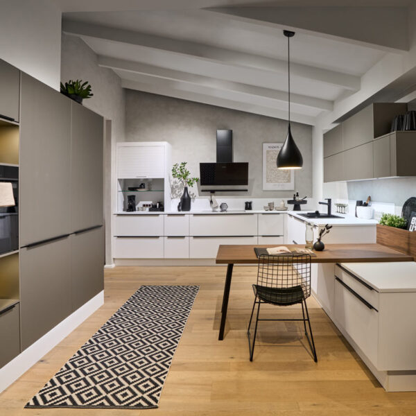 SMART crystal white SMART metallic sand grey 600x600